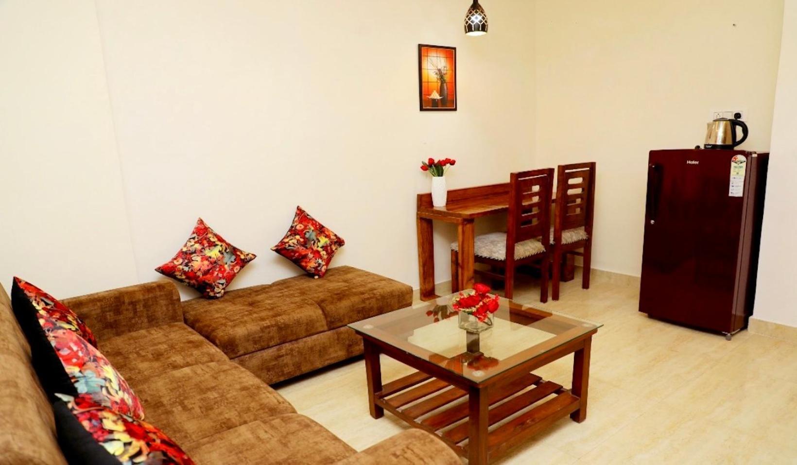Yogvan Luxury 1Bhk Apartments Tapovan リシケーシュ エクステリア 写真